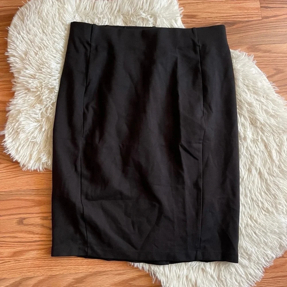 Attention Black Pencil Skirt Size Medium